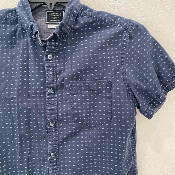Men’s On The Road sz S Slim Fit Short Sleeve Button Down Navy Blue Bicycle Print - Picture 4 of 6